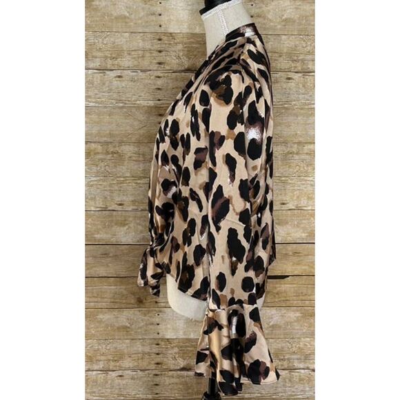 MISSGUIDED LEOPARD ANIMAL PRINT PLUNGE BELL SLEEVE CASUAL DRESSY BLOUSE SZ.4 NWT - Picture 2 of 3